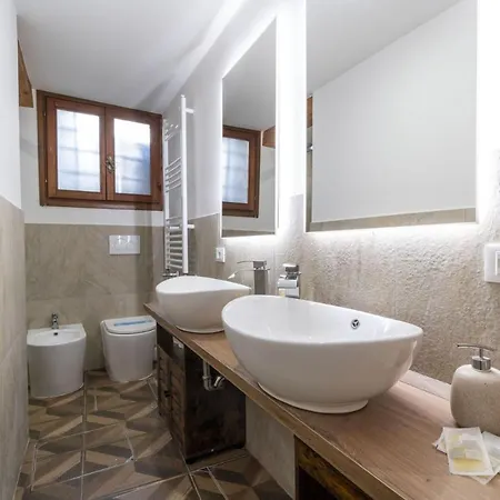 Il Nido Di San Stae Apartament *