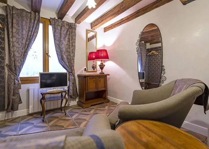 Il Nido Di San Stae Апартаменты *