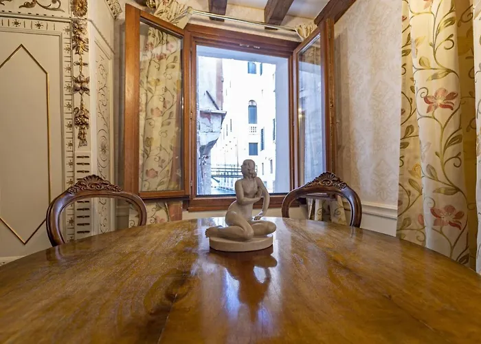 Il Nido Di San Stae Апартаменты *