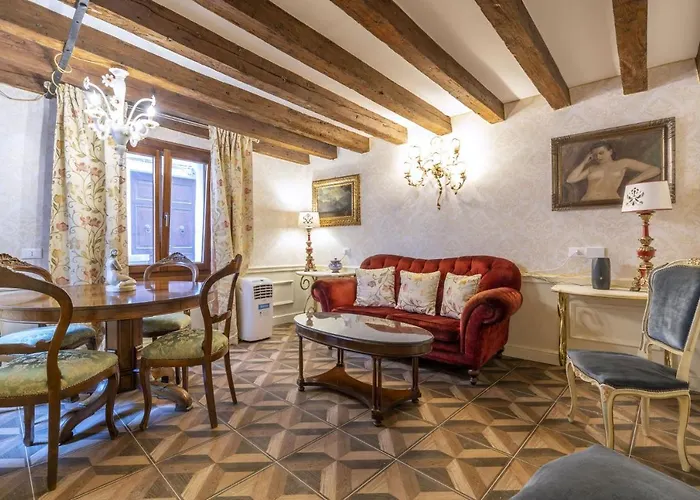 Il Nido Di San Stae Венеция