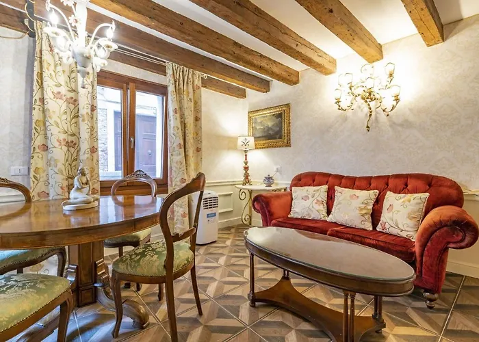 Апартаменты Il Nido Di San Stae Венеция