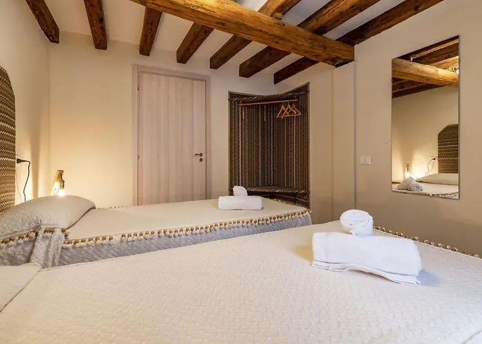 Il Nido Di San Stae Апартаменты